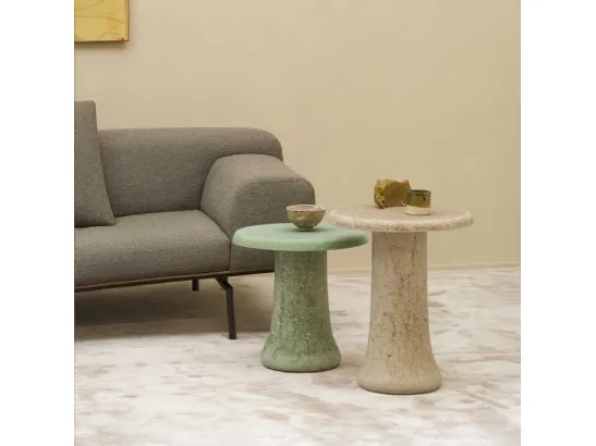 Tavolino Babar in vetro riciclato e graniglia di Glas Italia