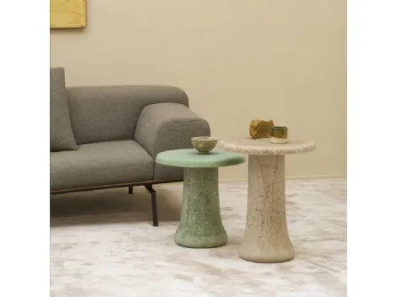 Tavolino Babar in vetro riciclato e graniglia di Glas Italia