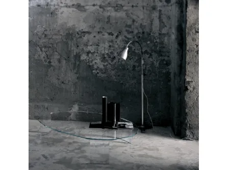 Tavolino Kooh-I-Noor in cristallo extralight con bordi irregolari di Glas Italia