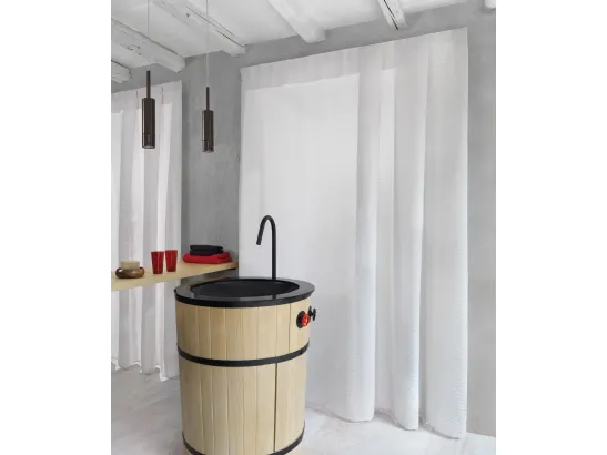 Tenda T Settantaquattro semitesa con pieghe profonde laterali di Athena Collezioni