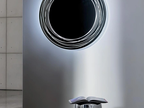 Specchio Vertigo con bordo inciso retroilluminato a Led di Sovet