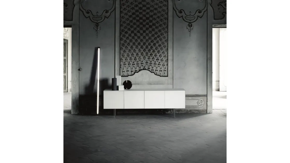 Madia Magic Box in cristallo laccato Bianco di Glas Italia