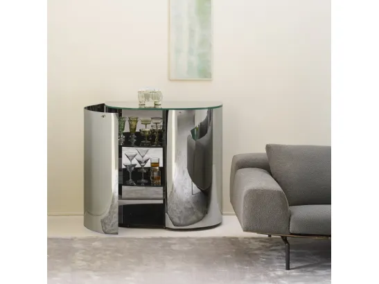 Madia Oltralpe in cristallo specchiato dalle forme curve e morbide di Glas Italia