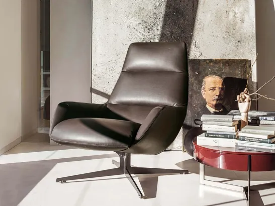 Poltrona bergère in pelle imbottita Lady Jane di Lema