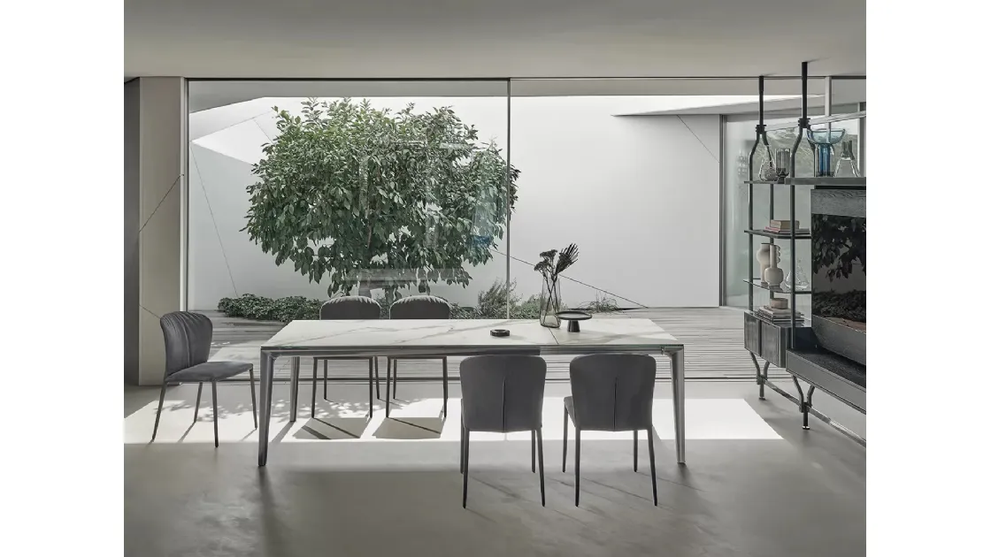 Sedia Grace completamente rivestita in tessuto di Bontempi