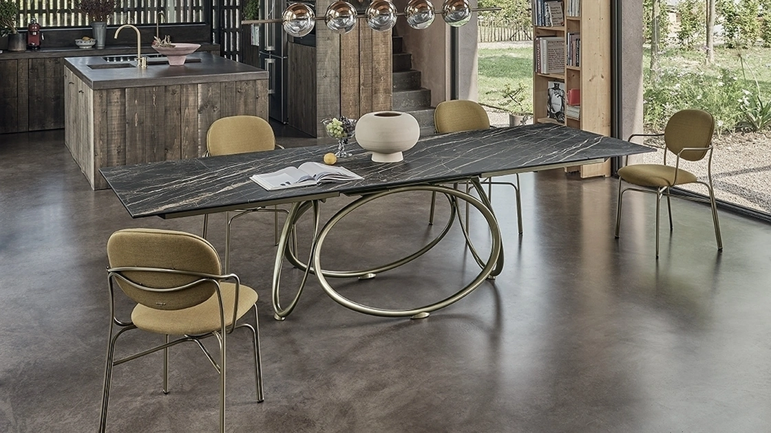 Tavolo Louis in SuperMarmo di Bontempi