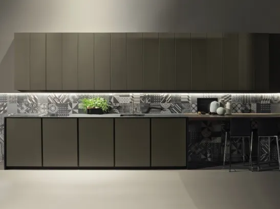 Cucina Design lineare Altea 08 in laccato opaco di Maistri
