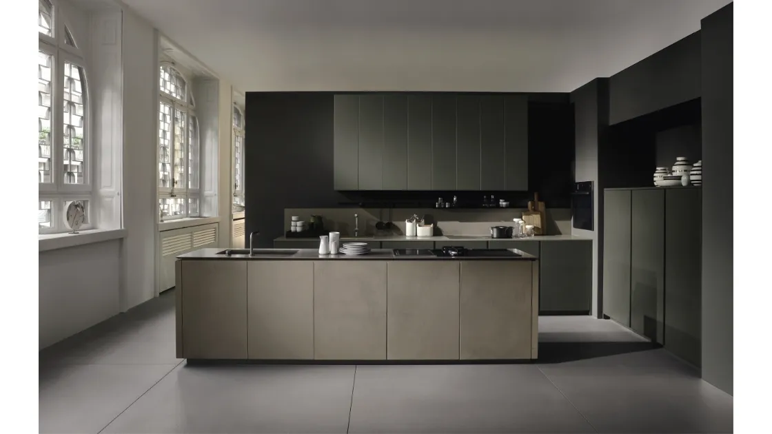 Cucina Design con isola Viva in laccato di Maistri